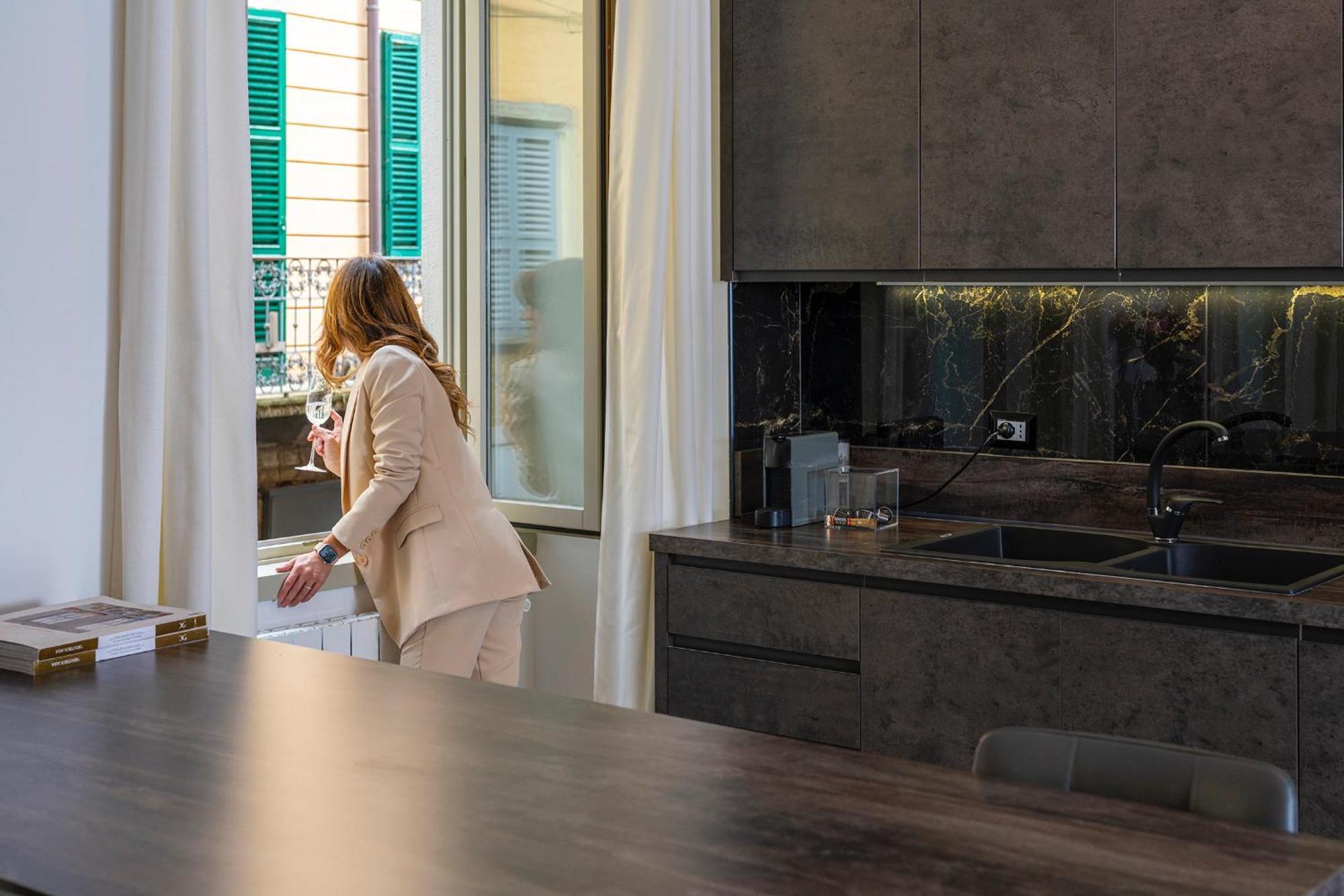 Magic Place Bergamo! Classy Apartment In The Heart Of The City Exterior foto